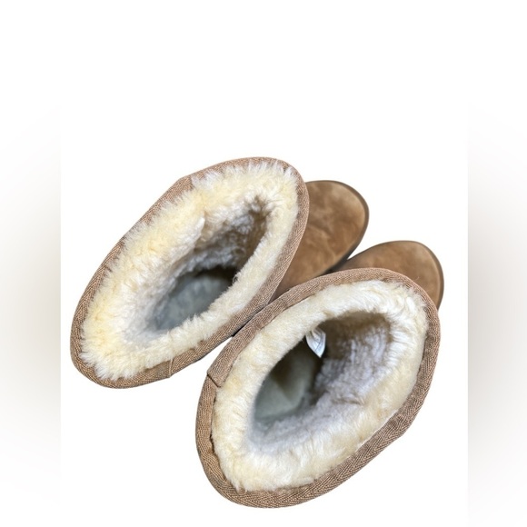 UGG Australia chestnut classic short boot - Picture 4 of 7